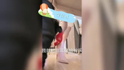 宝贝吖，桌底下的美轮美奂